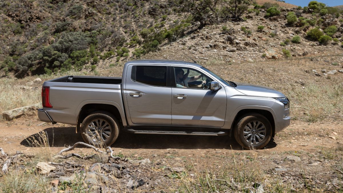 Mitsubishi Triton